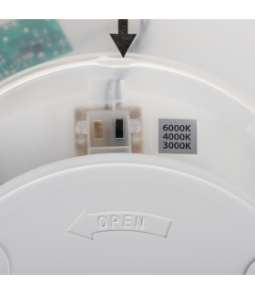 Plafoniera LED AZPO 22W CCT L W IP54 kwadratowa biała zmienna barwa świecenia